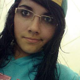 15 anos, gauchaa, gremistaa, arianaa, carinhosa sim eu sou dependendo da pessoa , namorando 
 ...
... esse é um pouco de mim ...