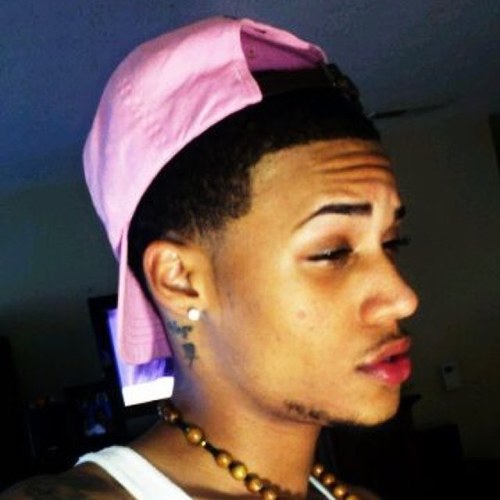 ||Mario|| ||19|| Faithful to this single life. Might look like I care , but only on camera. ||Model||