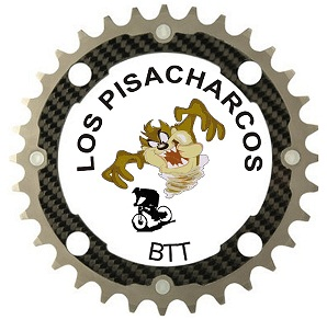 Grupo de amigos aficionados a la btt