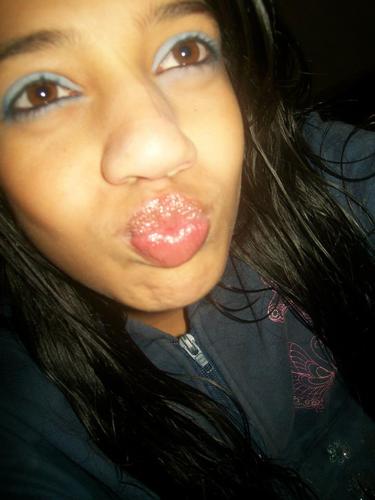 nao vou me descrever pra un dia nao tter  que mudar :)