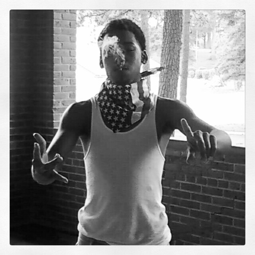 Iam_Simpset's profile picture. I was born on da set doin my dirt and payin my dues. ima FAM nigga and fuck yall if yallaint fuckin wit it.. and im yellin SIMPSEEEEEEEEEEEEET