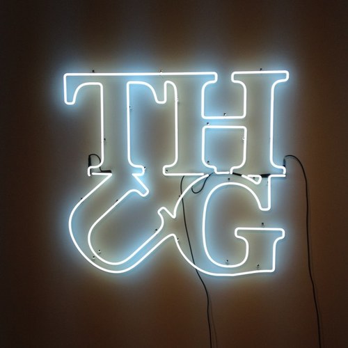 Felandus's profile picture. Maker of things that you may call Art. Reader of leatherbond books, newspapers, and new media. Yale MFA from the hood. Critic at RISD