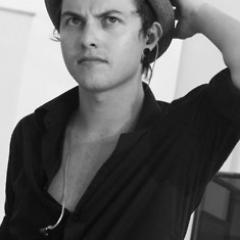 Soy Restartica :) Amo muchooooooo a @rockrestart Follow me si eres Restartica