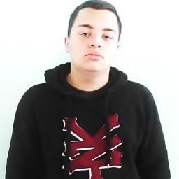 Não sou simpatico.