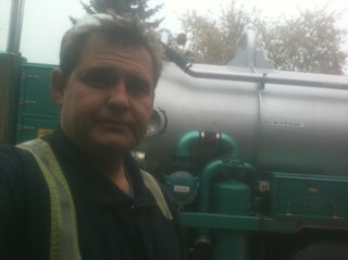 I am married, have three kids and live in Red Deer, Alberta. I Drive truck ( Haul fluid for pig farms) . I love movies and music.