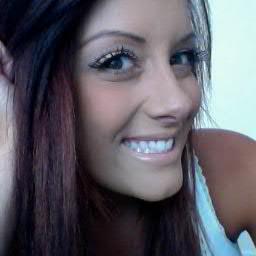 I'ma outgoing person, love having fun and being myself, love my family and friends!!