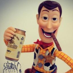 Cansado de ser brinquedo, quem manda aqui sou eu. Não gostou? Vá para o infinito que eu estou no além.