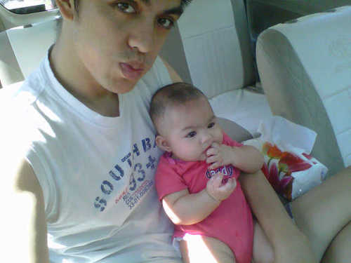 My little girl,.you my everythink,..you my future... Love you mychelle,...