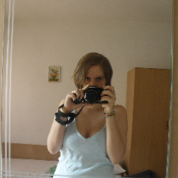 devil_girl19's profile picture. a freaky girl, who's into girls :D