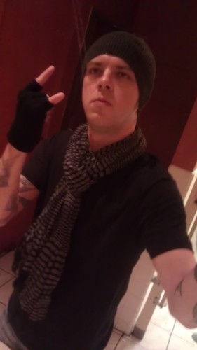 Roxtar_manus's profile picture. 