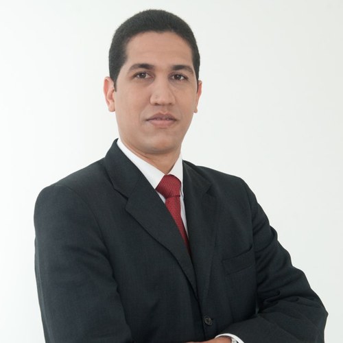 radialista com formação na UFMA
Apresentador, editor, repórter e produtor na TV Guará Canal 23 Record News Sócio-proprietario da Via Vistos / IE slz