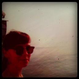 RebeccaNoy's profile picture. 