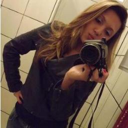 Não me julgue por não ser igual ! Deus&Família3' São Paulina, Amiga , Muuito Ciiumenta e Feeliz (: