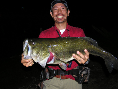 hidemgr's profile picture. 釣りが好き。バスとか鯉とか。(;`ー´)o/￣￣￣￣~ﾟ))彡　　　　　　　釣りに行けない時は主に庭いじりかBBQ。時々家のメンテなど。