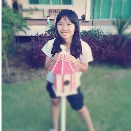 Attending St. Mary's University.In the future it will be a pharmacist.// ::KKU
