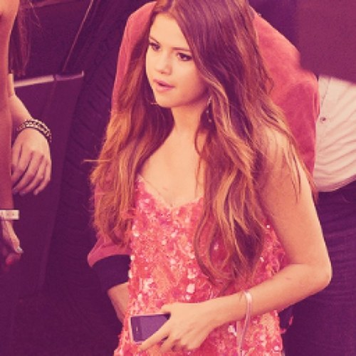 ekafisland's profile picture. 