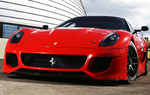 Waarom je hart volgen als je ook @DreamxCars kan volgen? Dagelijkse foto's van de mooiste auto's in je tl. Rt wat je leuk of mooi vind!