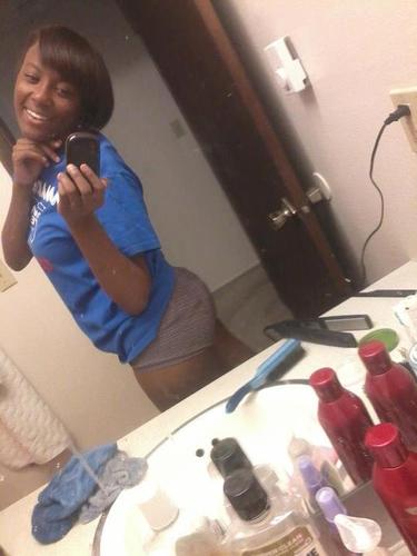 20:: Married:: Bubba Ballard:: Money is my motive ::Weed is my bitch Fuk wid my team#Teamlilbooty