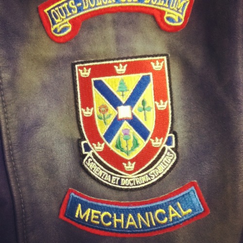 Student of the mechanical engineering class of 2015 @Queensu. Tweeting the daily struggles of the #englife and #mechengprobs