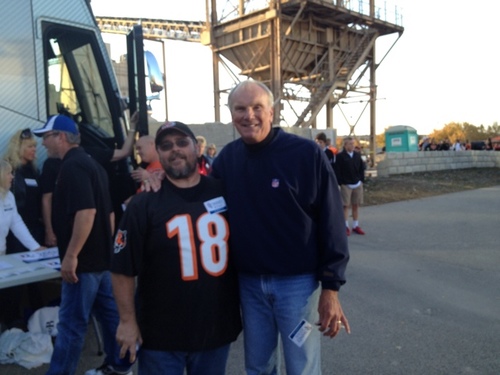 Bengals, Buckeyes, Reds, Jeff Gordon and KISS fan.
