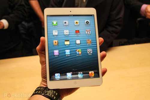 Retweet and Follow for a chance to win one of 14,000 iPad's we have. Or, you could give us a shoutout!