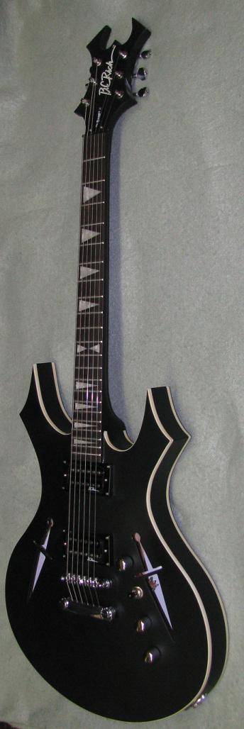 musicdagger's profile picture. 