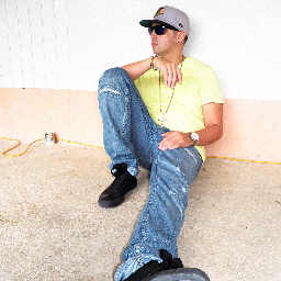 Cantante/El Vaque/Compañia/Ace Joker Music/Comandante del Area http://t.co/LjstRLBi3T