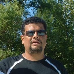 Biomedical researcher with a passion for entrepreneurship and innovation. Looking for white-spaces, the business of Biotech, believer in good things
