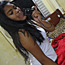 steveni1's profile picture. Antees de amaar qualqueer idiiiota aee, amee primeiiramente voooce ;]