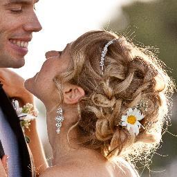 MAinsworthStyle's profile picture. #Hair Stylist, mom, avid swimmer, cyclist & lover of the outdoors. Enjoy cooking & eating well, dark chocolate, #beauty, sincerity & optimism!