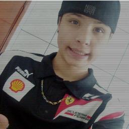 -  ㅤ Miinha pLiincesÁ @PlincesaDoVini ,- Nasci pra ser FELIZ & Não PERFEITO ♪♫  #FUUNK 'S2'  -ㅤㅤ #Facebook - http://t.co/U9UfwZfNsh