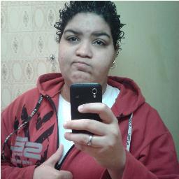 Quem se descreve se limita u_u' 
eu nao tenho limites . 

By:{ isa }