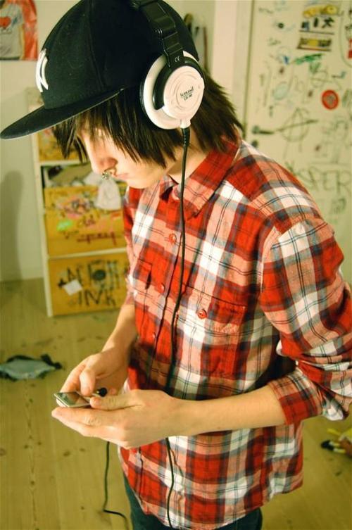 bdemise's profile picture. You can crush us, you can bruise us.
But you'll have to answer to the guns of Brixton.