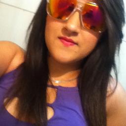 ex @paathug66 . Fé em Deus, Corinthiana Roxa, Um só caminho , Apaixonada pelo @diegothug, dona do @fco_thugmylife , Paz & Amor ;D