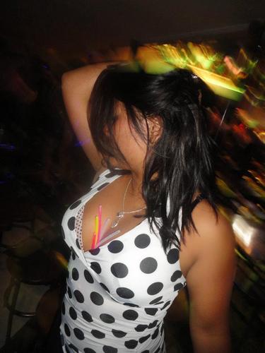 Pasioncompleta's profile picture. El color pasión es mi bendición. Sígueme y te sigo.