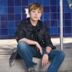 Owner-@reeddemings1fan Co-owner-@xReedDemingx. First The Reedling Below account! #TeamReed
Reed Deming follows since 11/4/12  (;
