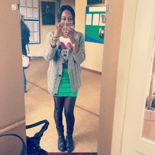 patiepatty's profile picture. A Tree By The River...