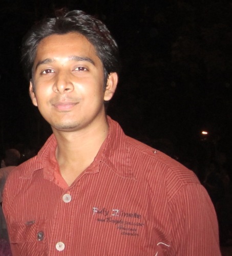 I m a fun lovin guy ..n like spending time vd mah frnds.