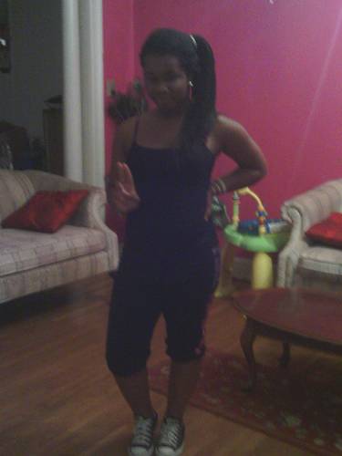 Click The Follow Button & Mention Me So I Can Follow Back # Team Kyns'Lei *