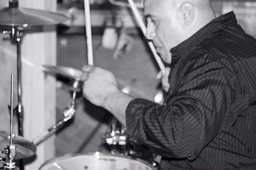 BeatBrawlr's profile picture. Making bands sound great one stroke at a time!!!! #corridos #drumming #musica norteña #Lockdinthapocket #assumecontrol #mastersofmaple #bateristasdemexico