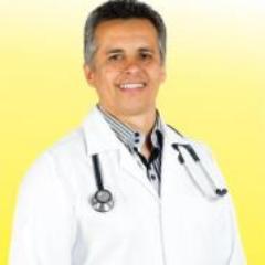 Médico, família, pai, amigo e respeito com as pessoas. Fui candidato a prefeito em Ilhota e amo muito aquilo que eu faço