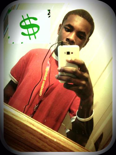 mr_cash12's profile picture. whats up my fello followers