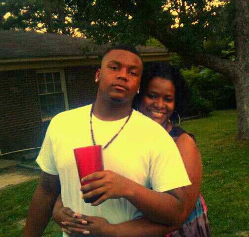 GOD IS THE HEAD OF MY LIFE MY MAMA R.I.P NEXT JUS LIVIN LIFE STRIVIN FA DA BEST...