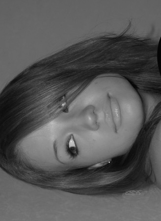 SaideeLeoutsara's profile picture. 