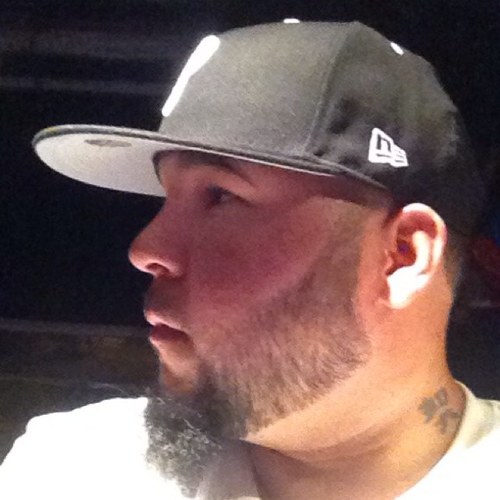 Im a studio manager and Producer From philadelphia.working with new talent in reggae ton