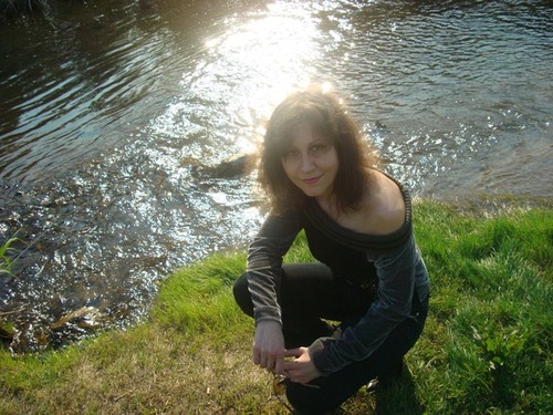 gvozdika_z's profile picture. Живу:)