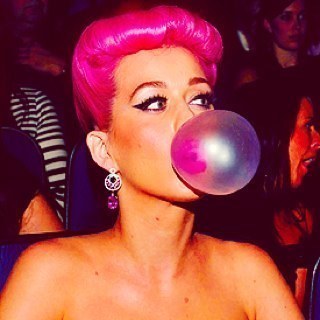 CuntPrincezz's profile picture. I puke glitter.