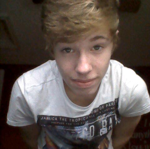 My name is brandon and you should talk to me i don't bite...unless you're into that, in which case leave your number x ~I Trended on the 2/10/12~