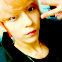 Official Roleplayer of L.oe of Teentop @SexydollsRP || 931123 || TeenTop's Bad boy rapper L.joe here c; || @SD_Krystal is an awesome girl
