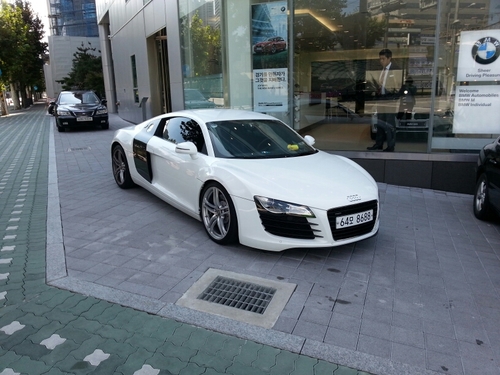 MOoOnKim's profile picture. 헬로